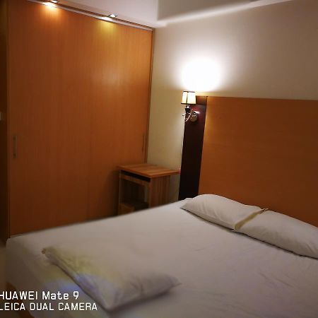 Rajanigandha Family Suites Dhaka Eksteriør billede